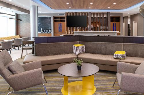 Redlands Hotel | SpringHill Suites by Marriott Riverside Redlands