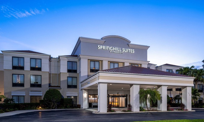 Bayou Oaks Hotel | SpringHill Suites by Marriott Sarasota Bradenton