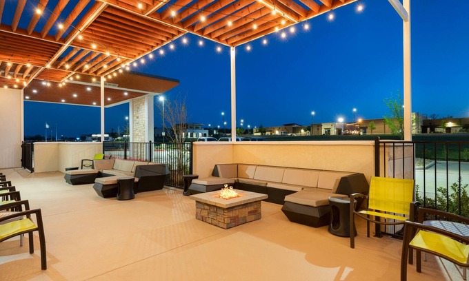 Weatherford Hotel | SpringHill Suites by Marriott Weatherford Willow Park