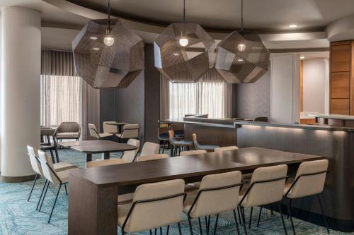 Auburn Hills Hotel | SpringHill Suites Detroit Auburn Hills
