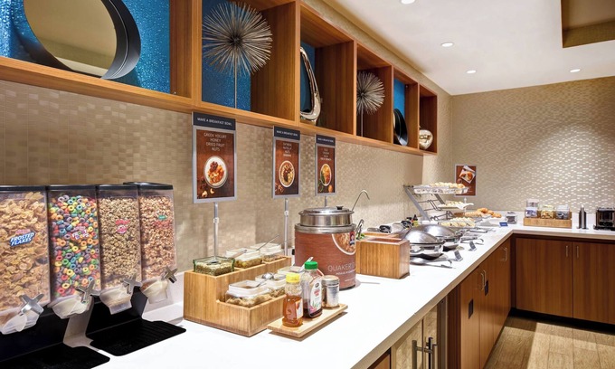 Linthicum Heights Hotel | SpringHill Suites by Marriott Baltimore BWI Airport