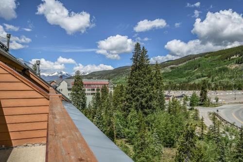 River Run House | Springs 8909 by SummitCove Lodging