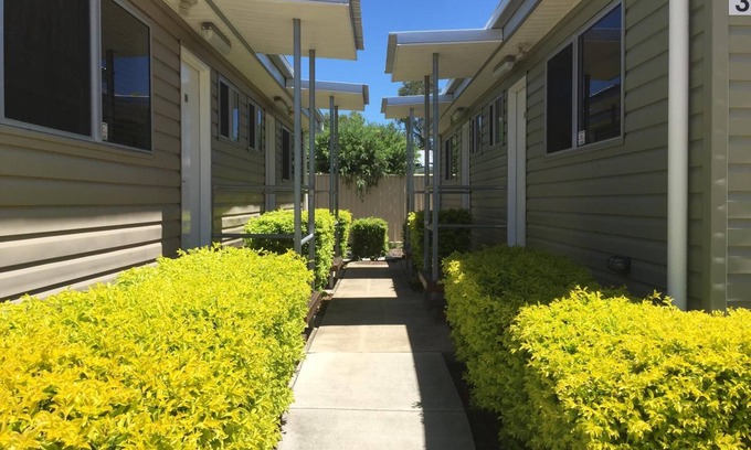 Springsure Hotel | Springsure Overlander Motel
