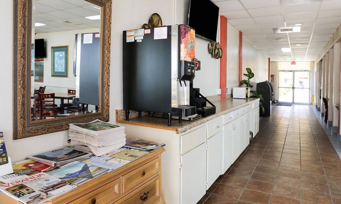 Opelika Hotel | Springwood Hotel