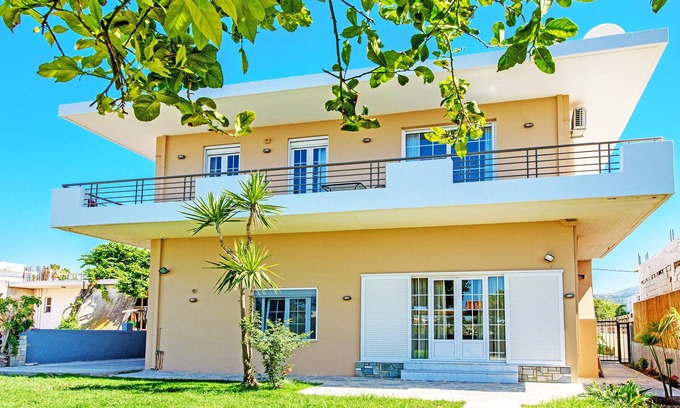 Platanes Apartment | Spyros apartment 2 in Platanes Rethymno
