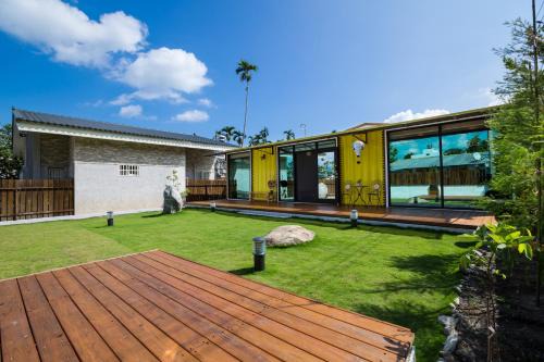 Guanshan Bed & Breakfast | Squirrel House