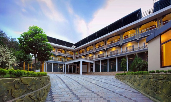 Thenmala Hotel | Sr Palaceinn