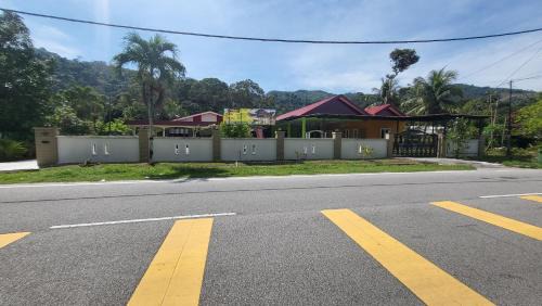Pondok Upih House | Sri MaLati Homestay and Event Space