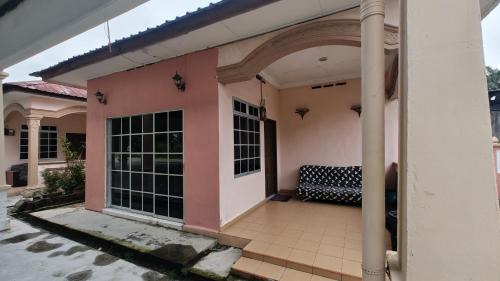 Batu Pahat House | Sri Peserai homestay