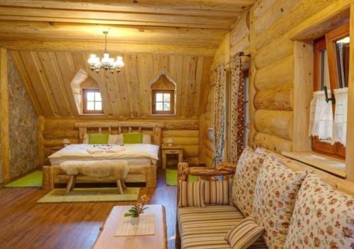 Novy Jicin Hotel | Srub u Medvěda