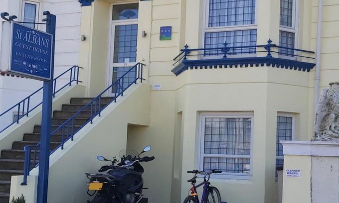 Dover House | St Albans Guest House, Dover