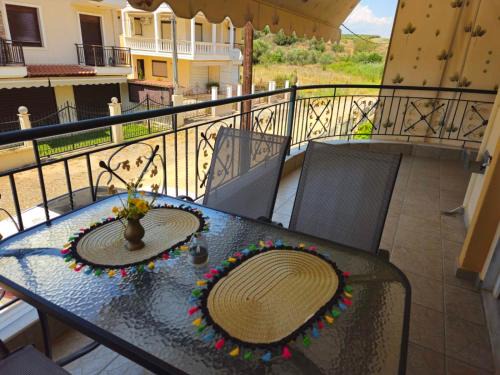Paralia Dionysiou Apartment | St George Apartment in Mouries Dionisiou