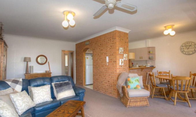 Tuncurry Apartment | St James 6