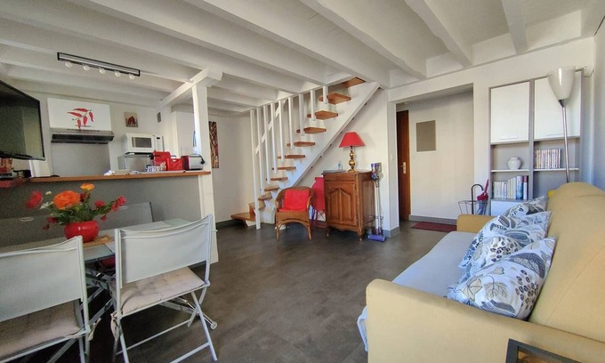 Saint-Jean-de-Luz City Center Apartment | St Jean de Luz, APPT Dupplex2 pers à 100 mètre de la plage