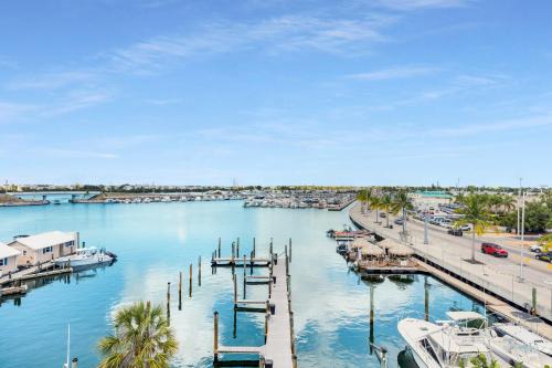 Meadows House | St Kitts - Downtown Waterfront Penthouse Pool Dock Parking
