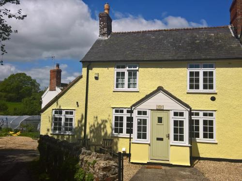 Tatworth House | St Margaret's Cottage