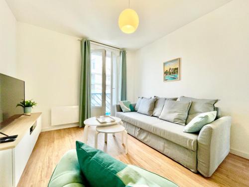 Saint-Nazaire Apartment | St Nazaire - L'Art Déco - Stationnement Gratuit - Centre ville - Wifi Fibre
