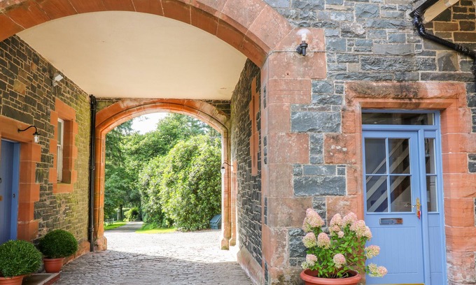 Dunscore Cottage | STABLE RETREAT, pet friendly, character holiday cottage in Dumfries