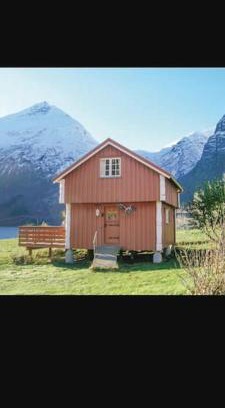 Nesset House | Staburet Eresfjord Båt kan leies