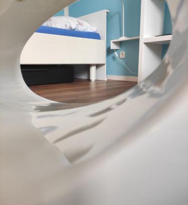 Gerichtsviertel Apartment | Stadtnah und zentral in Oldenburg mit Parkplatz, Aufzug und Balkon
