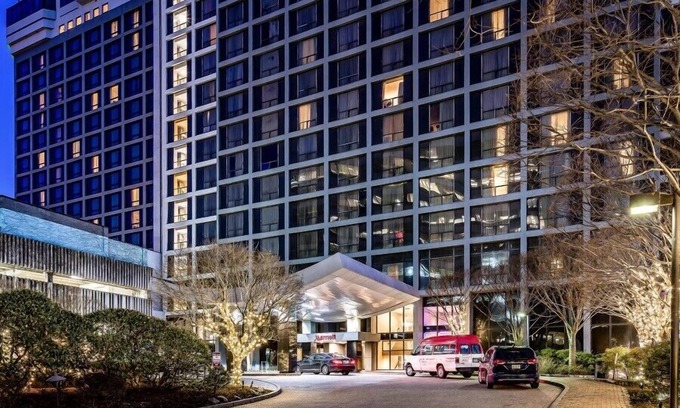 Downtown Hotel | Stamford Marriott Hotel & Spa