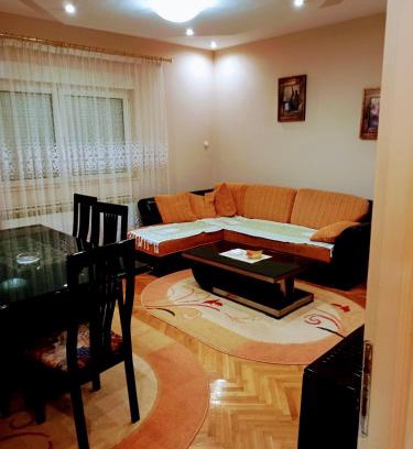 Vrsac Apartment | Stan na dan J & M