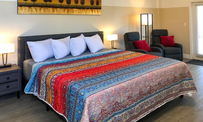 Iona House | Star Apartments
