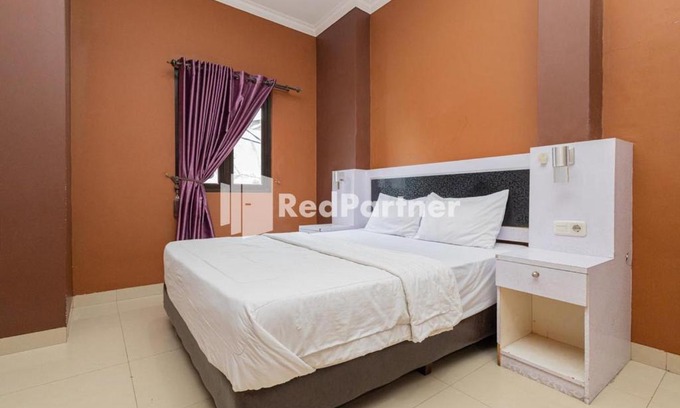 Jaksa Street Hotel | Star Hotel Jaksa Mitra RedDoorz