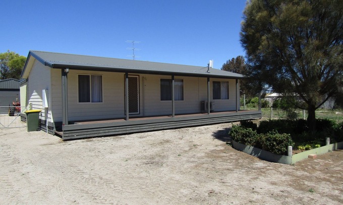 Para Wurlie House | Star of Sea - short walk to the beach! Dog friendly! Off Peak Special!