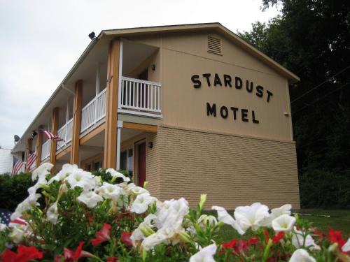 North Stonington Hotel | Stardust Motel