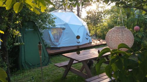 Szolad House | Stargazer Dome at Lake Balaton