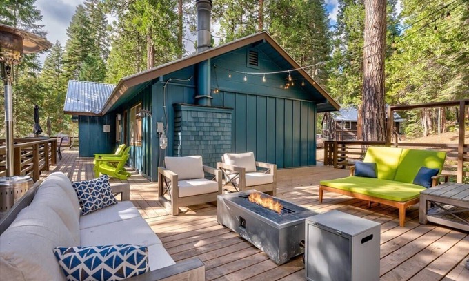 Sugar Pine Cabin | ✨Starlight Cabin✨Yosemite✨Hot Tub✨Game Room✨Xbox✨