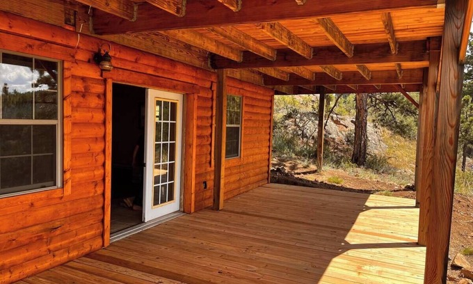 Westcliffe Cabin | Starry Peaks Lodge - a mountain all to yourself. Get away or stay connected.