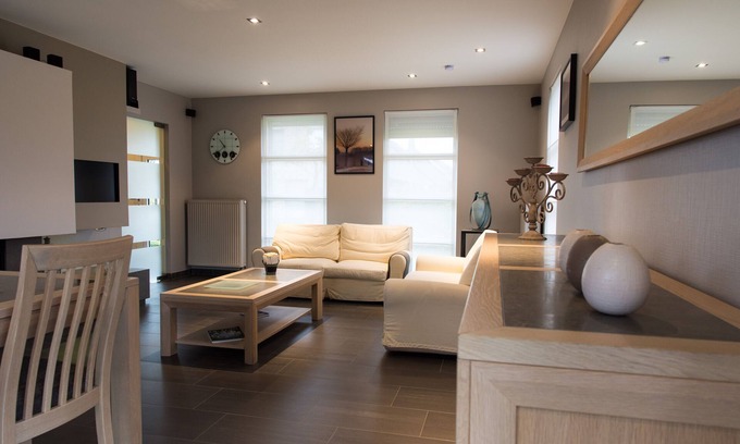 Poelkapelle Villa | START ENJOYING NOW.