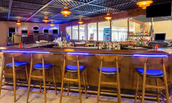 Streator Hotel | Starved Rock Motor Inn Travelodge by Wyndham