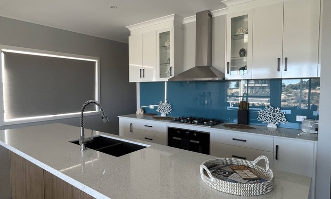 Wallaroo House | STATELY OASIS