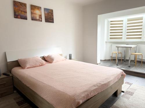 Turda Apartment | Stay at Michael's - Chic & Cozy