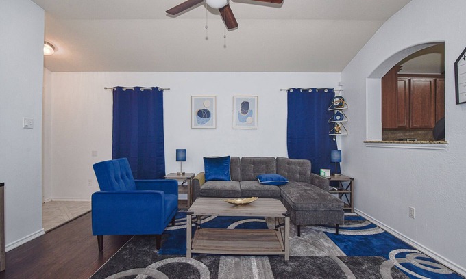 Killeen House | Stay at the Lions Gate