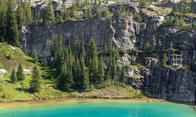 Broomfield House | Stay awhile in scenic Broomfield!