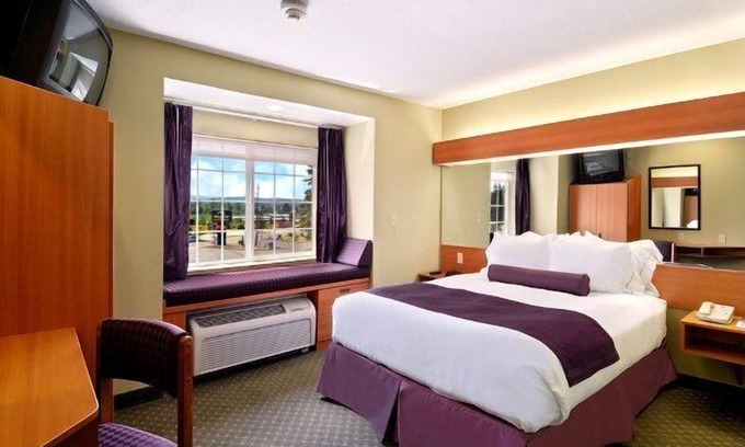 Elma Hotel | Stay Beyond Inn & Suites