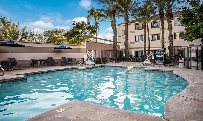 Chandler Apartment | Stay Close to Desert Botanical Gardens! Comfortable Unit, Outdoor Pool, Jacuzzi!