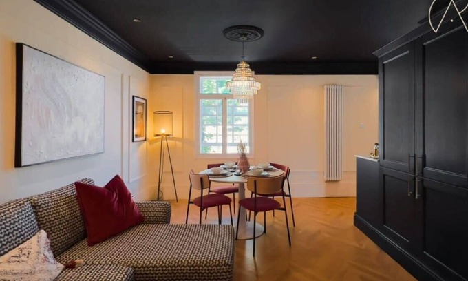 Windsor City Centre Apartment | Stay in Style Opposite Windsor Castle| Parking