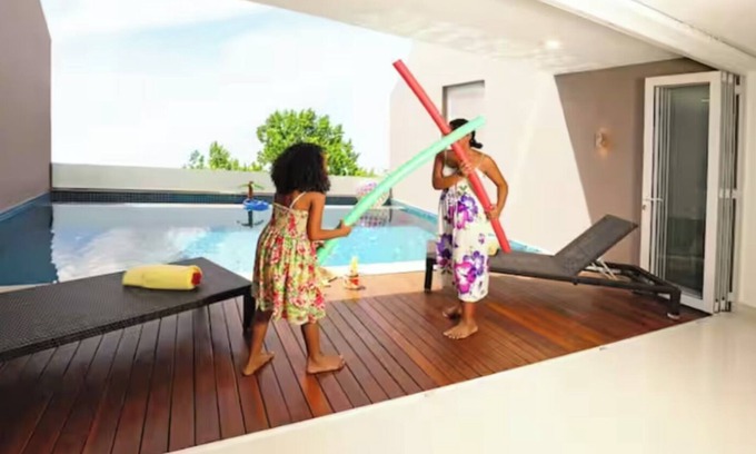 Zig Zag Ward Villa | Stay in style with Cliffhanger Villa w/own pool