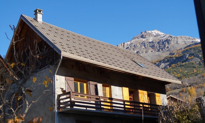 Vallouise-Pelvoux Apartment | stay in the Alps