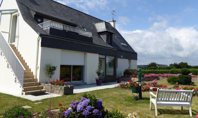Crach Apartment | Stay in the Gulf of Morbihan with its multiple beaches and islands to discover
