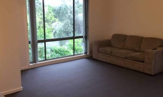 Wagga Wagga House | Stay on the Simmons Apartment