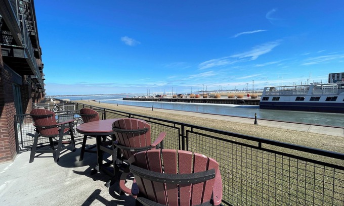 Sandusky Condo | Stay On The Water! Spectacular View Cedar Point! Downtown Walk to Ferry Restaurants Bars