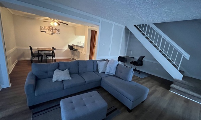 Indianapolis Condo | Stay with Blessing Home IN! Enjoy your stay!