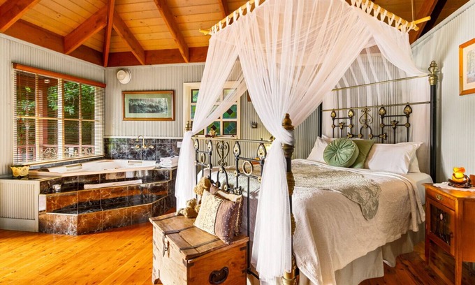 Mount Dandenong Cabin | StayAU Windsong Cottage Idyllic Getaway Dandenong