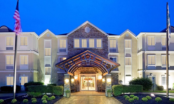 Cranbury Hotel | Staybridge Suites Cranbury by IHG